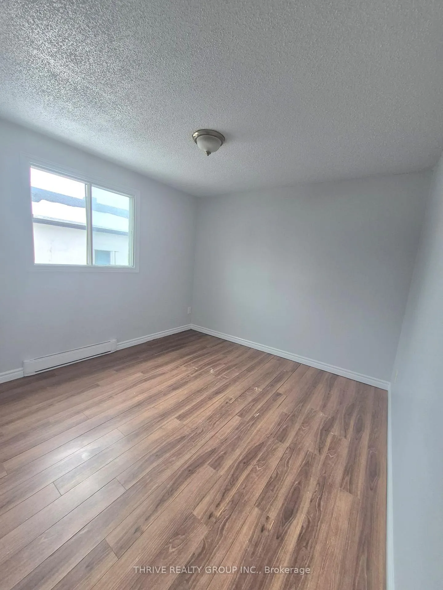 Photo 9 of Unit 2, 184 Simcoe Street, London, East K — HOMEH