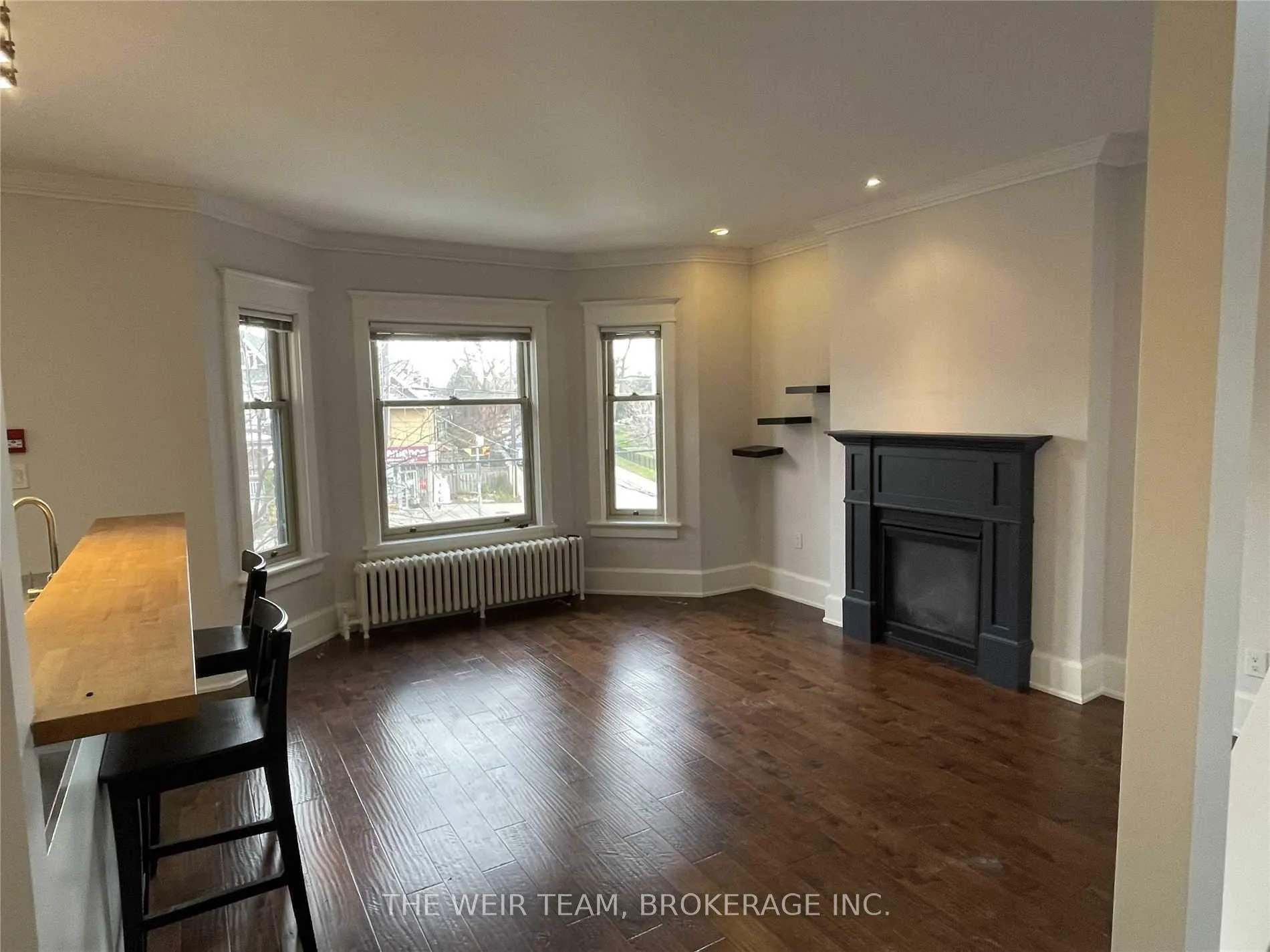 Photo 2 of Unit 3, 674 Broadview Avenue, Toronto, North Riverdale — HOMEH