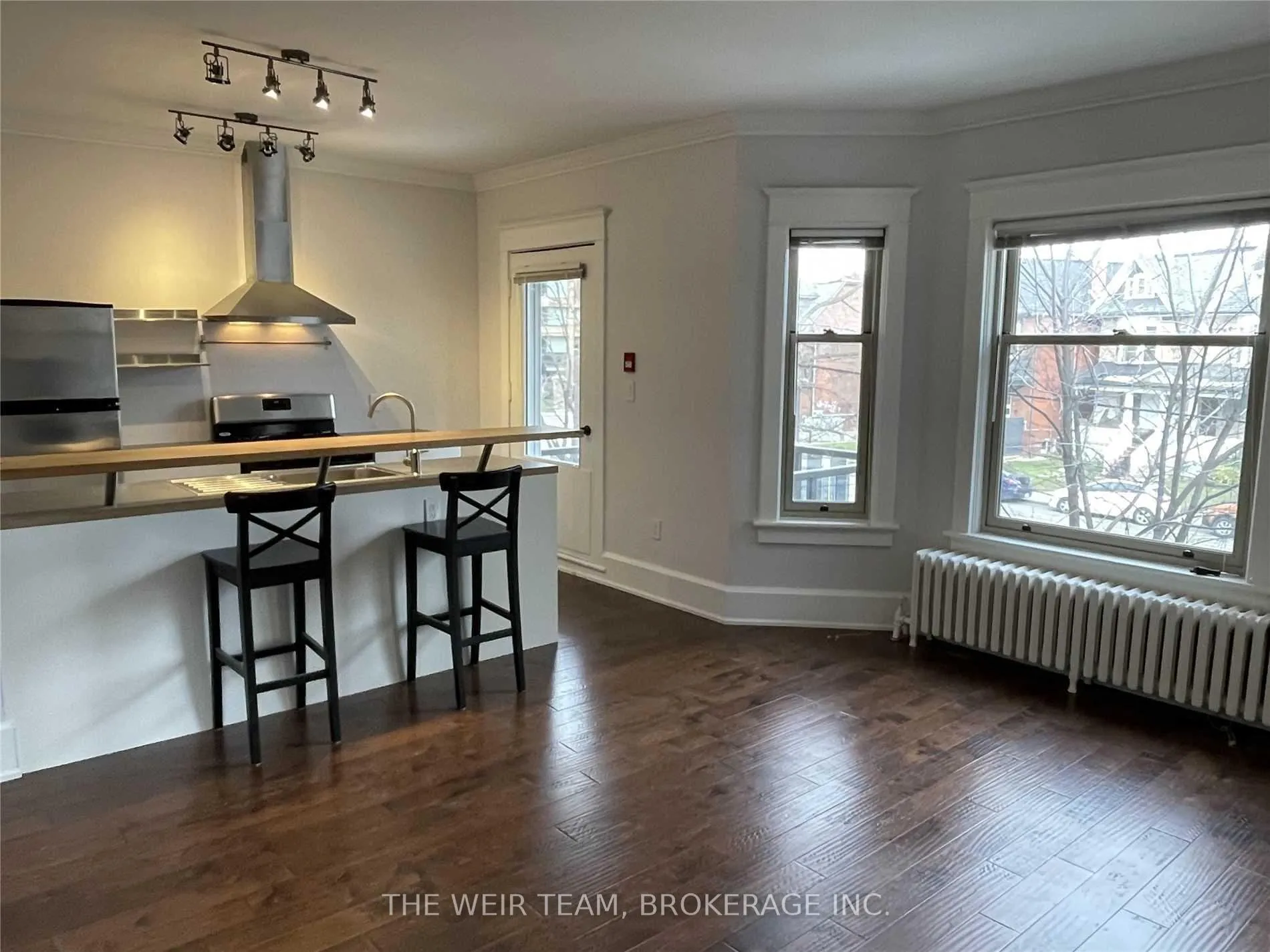 Photo 3 of Unit 3, 674 Broadview Avenue, Toronto, North Riverdale — HOMEH