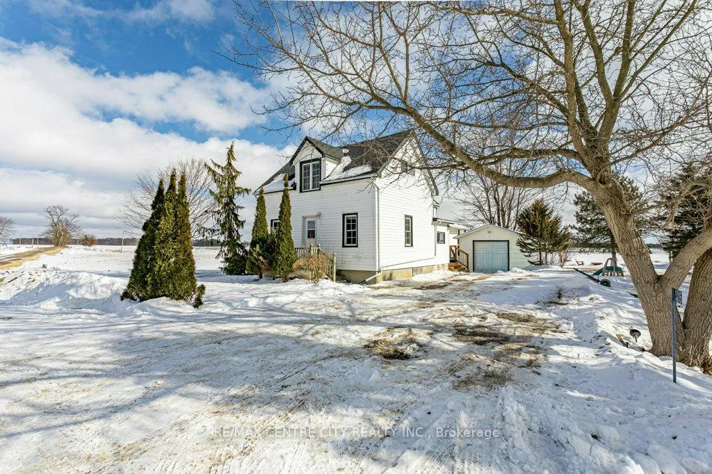 Photo 4 of 5215 Switzer Drive, Southwest Middlesex, Rural Southwest Middlesex — HOMEH