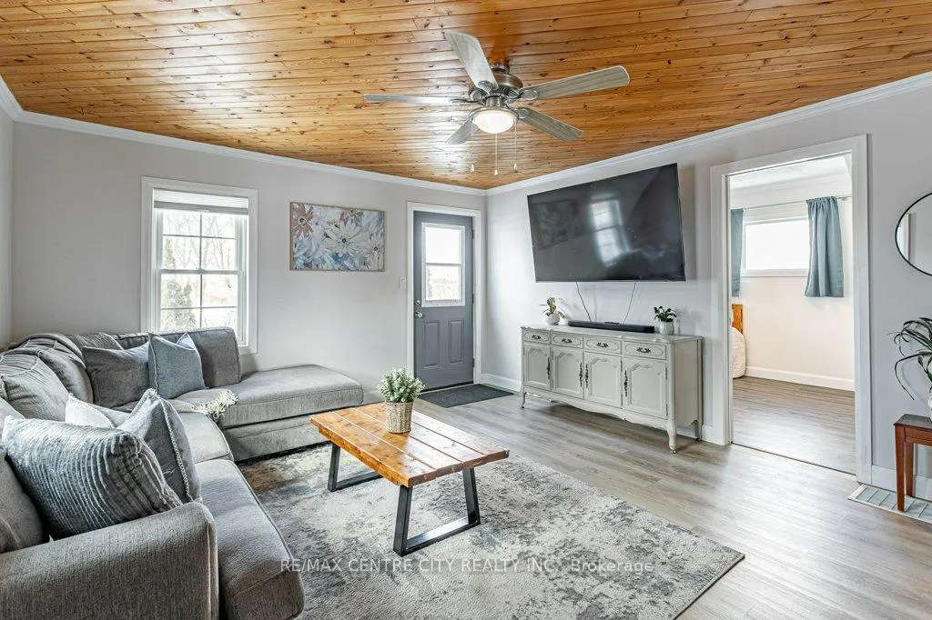 Photo 6 of 5215 Switzer Drive, Southwest Middlesex, Rural Southwest Middlesex — HOMEH