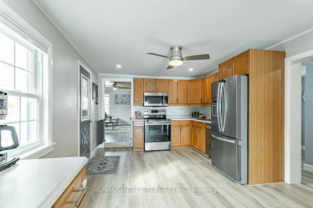 Photo 11 of 5215 Switzer Drive, Southwest Middlesex, Rural Southwest Middlesex — HOMEH