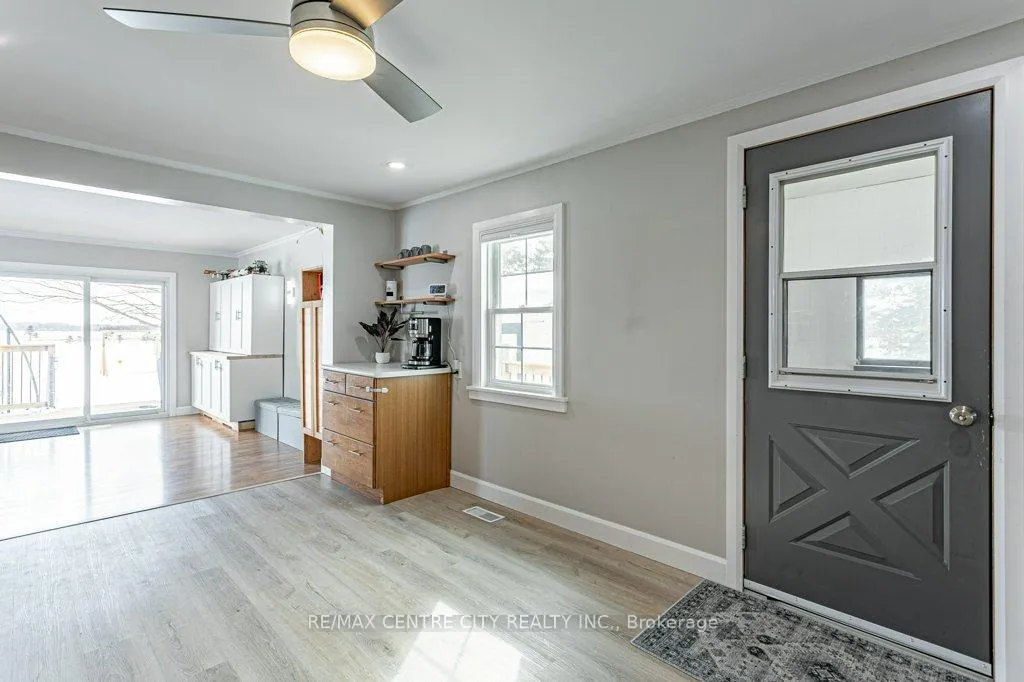 Photo 13 of 5215 Switzer Drive, Southwest Middlesex, Rural Southwest Middlesex — HOMEH