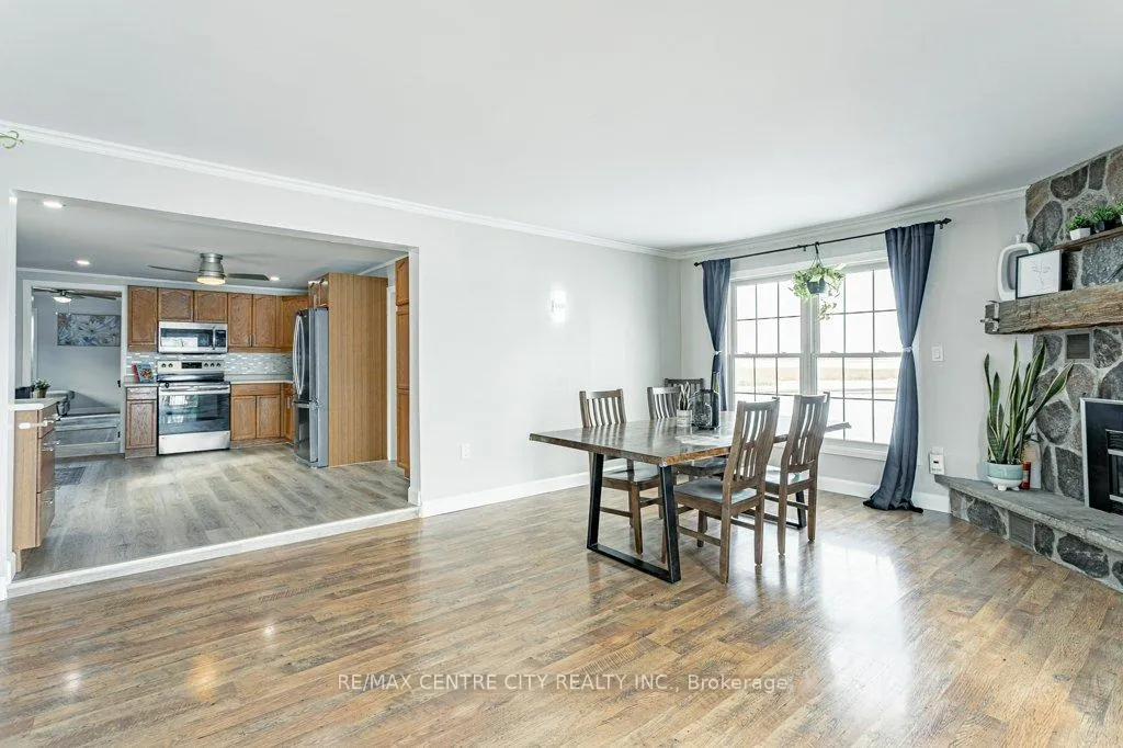 Photo 15 of 5215 Switzer Drive, Southwest Middlesex, Rural Southwest Middlesex — HOMEH