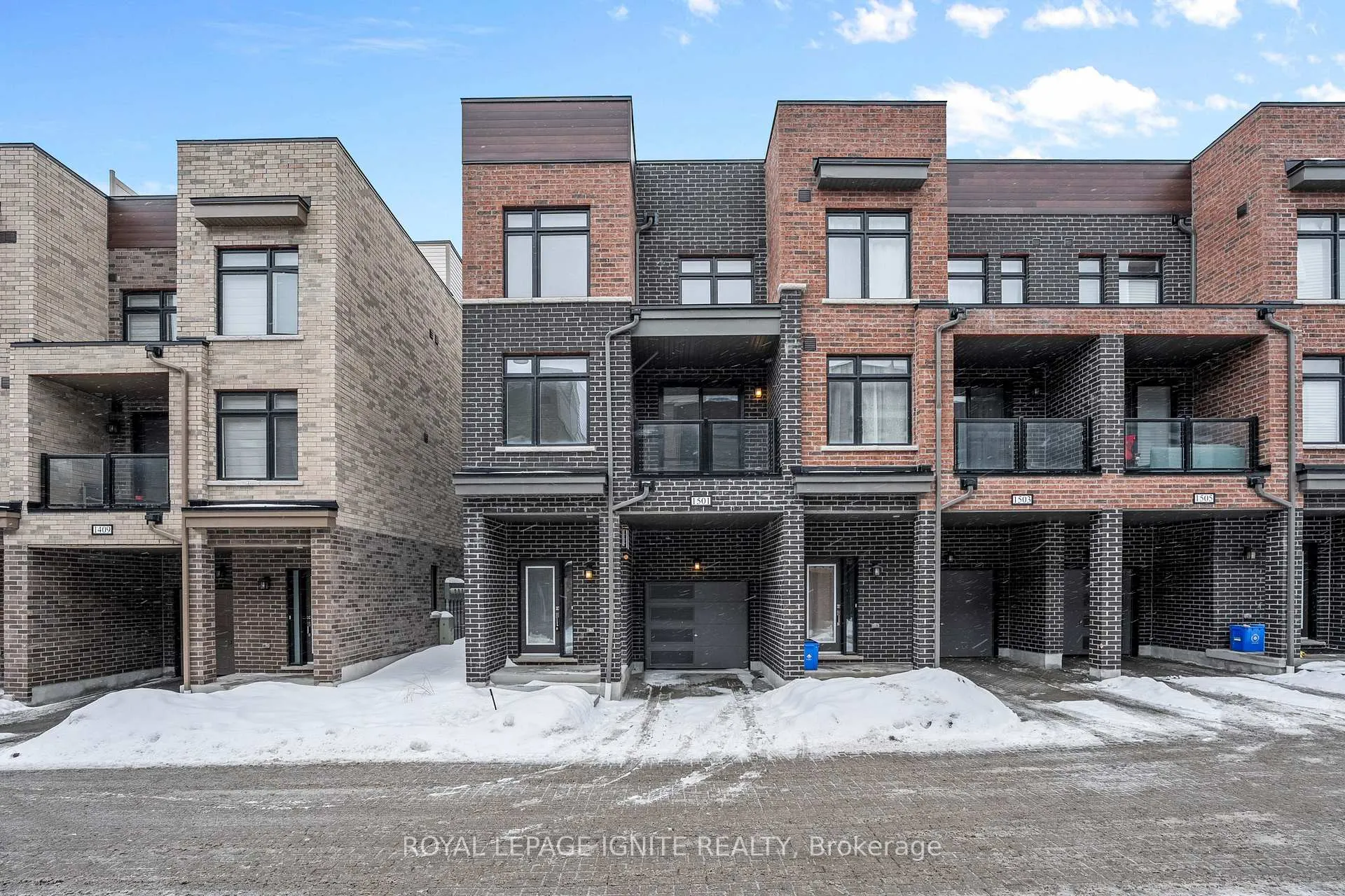 Front of Unit 1501, 1865 Pickering Parkway