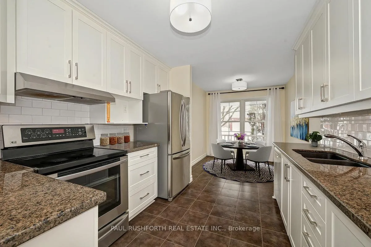 Photo 6 of 35 Stonepointe Avenue, Ottawa, Barrhaven East — HOMEH