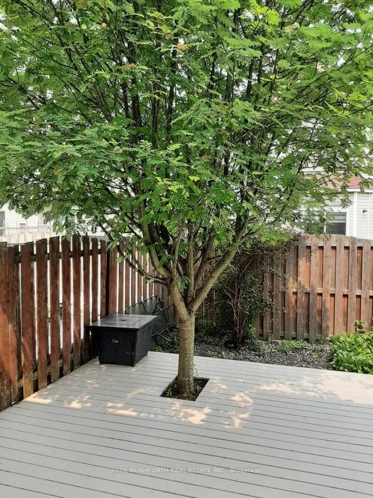 Photo 29 of 35 Stonepointe Avenue, Ottawa, Barrhaven East — HOMEH