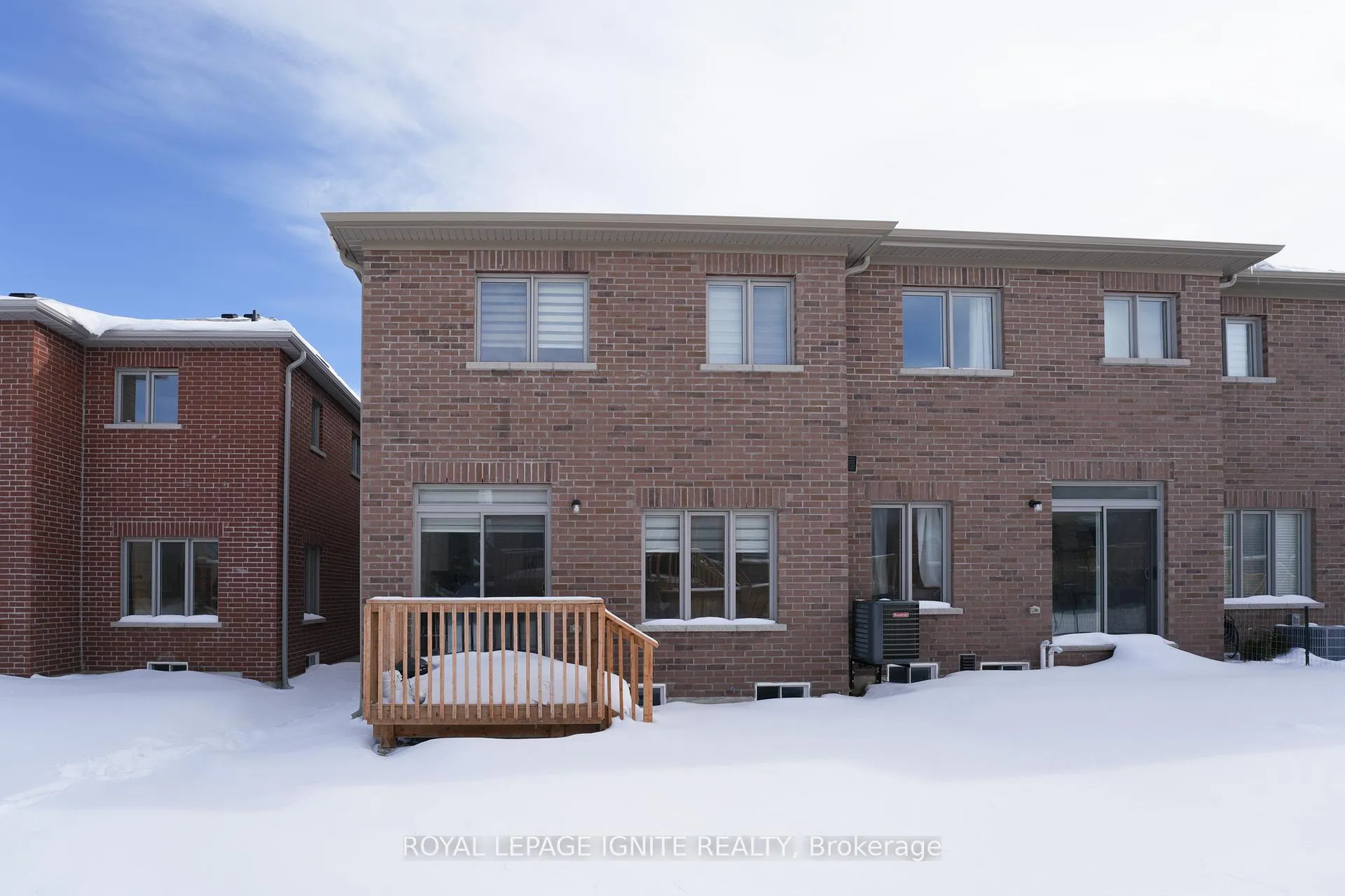 Photo 2 of 96 Robin Trail, Scugog, Port Perry — HOMEH