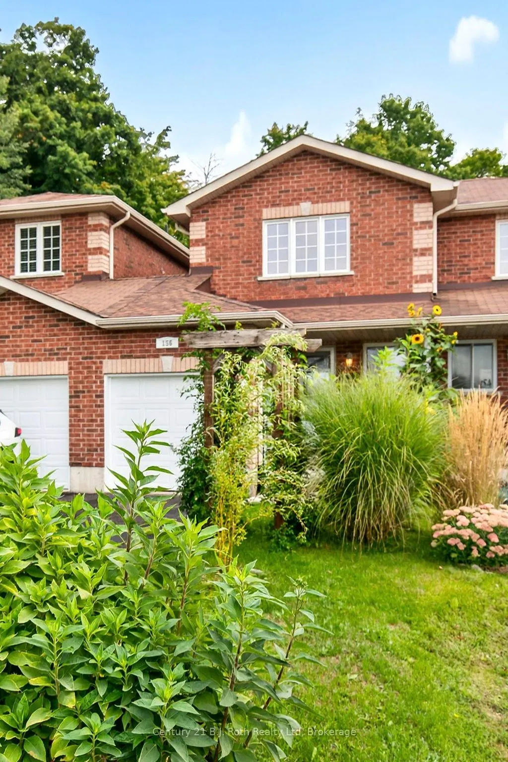 Photo 2 of 156 Southwinds Crescent, Midland — HOMEH