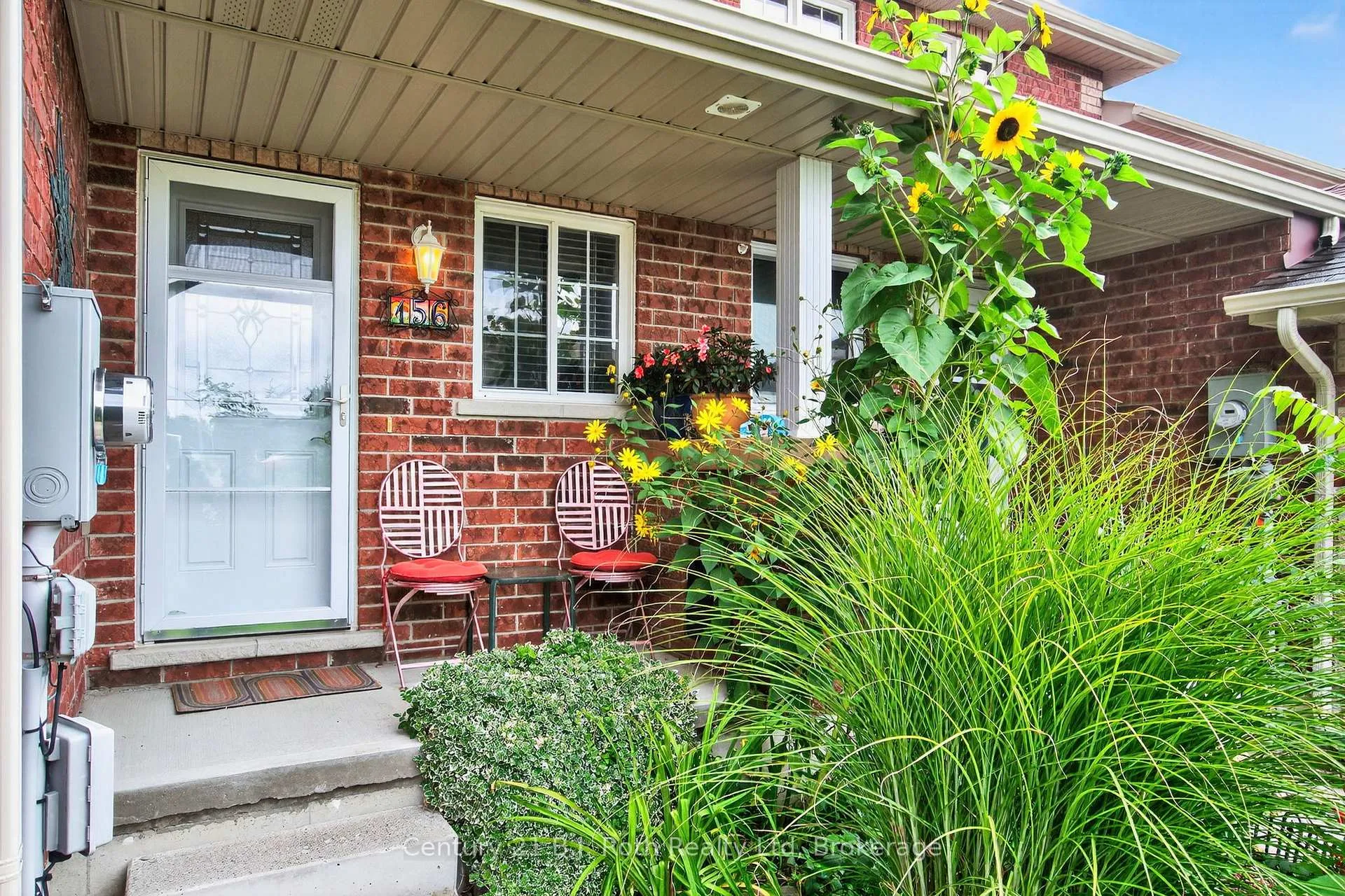 Photo 4 of 156 Southwinds Crescent, Midland — HOMEH