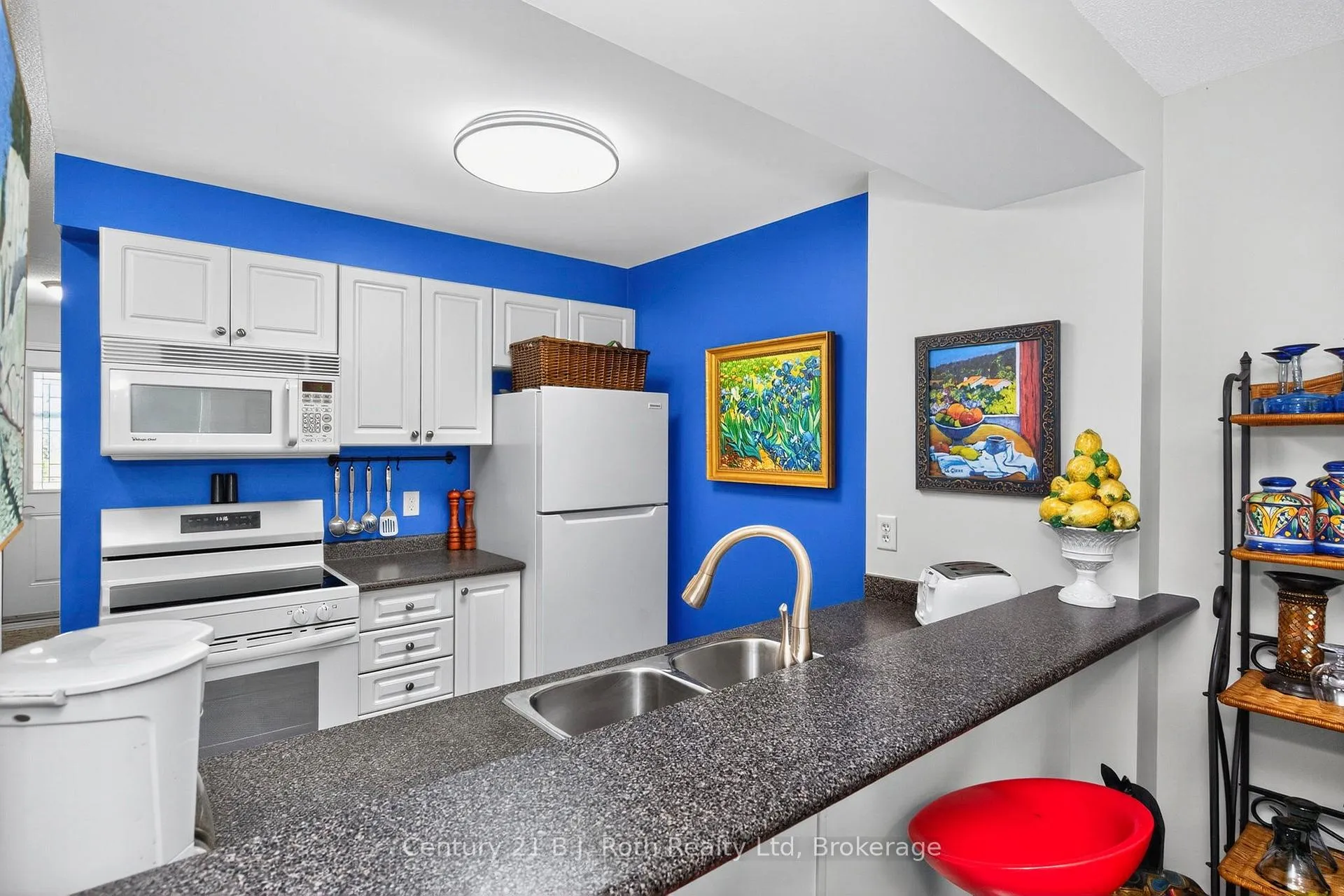 Photo 7 of 156 Southwinds Crescent, Midland — HOMEH
