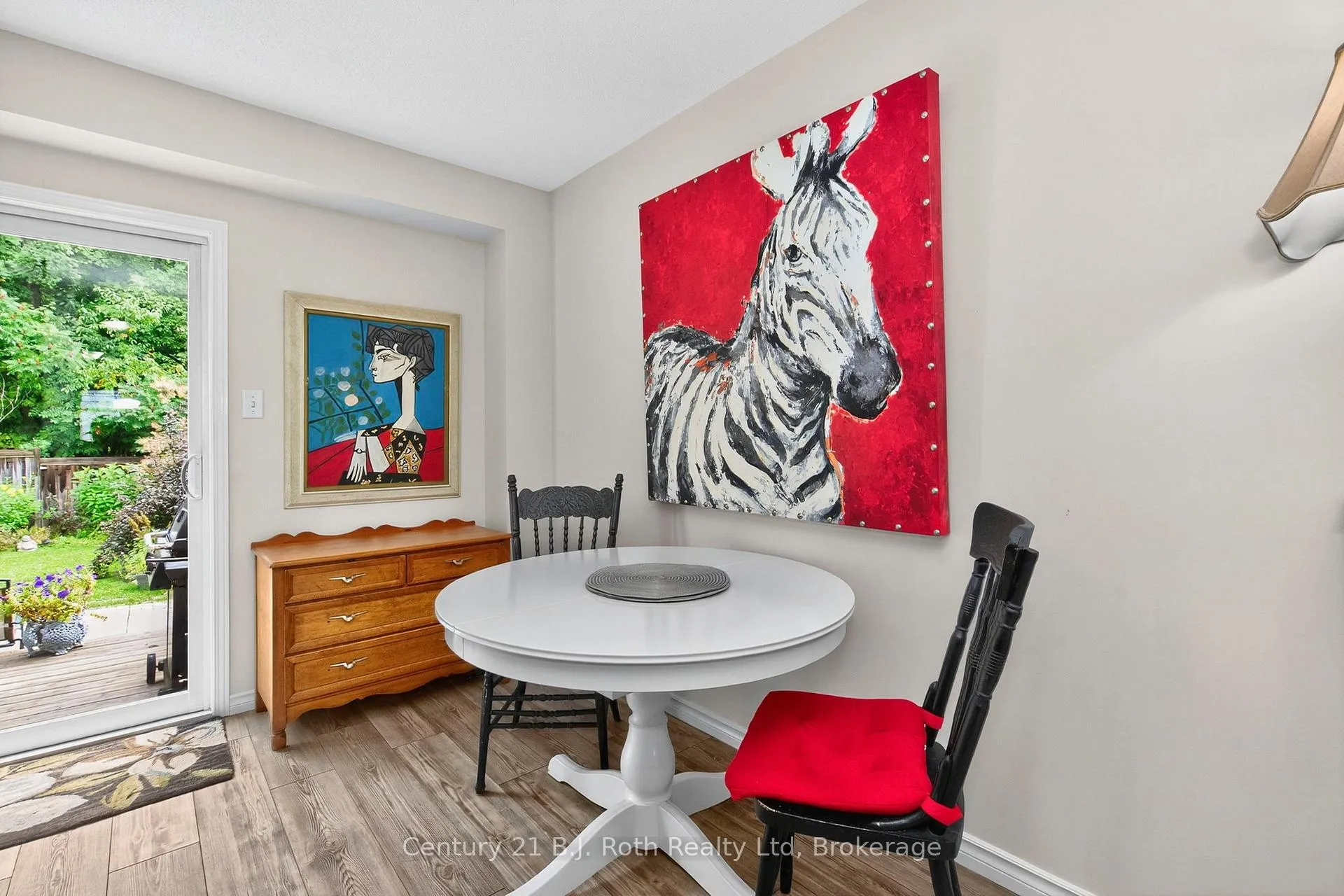 Photo 12 of 156 Southwinds Crescent, Midland — HOMEH