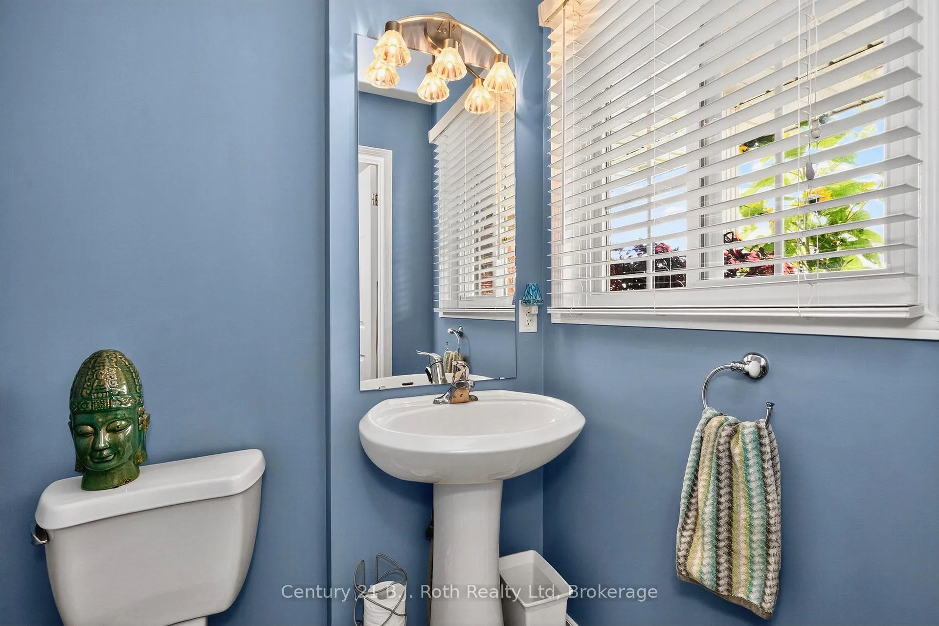 Photo 17 of 156 Southwinds Crescent, Midland — HOMEH