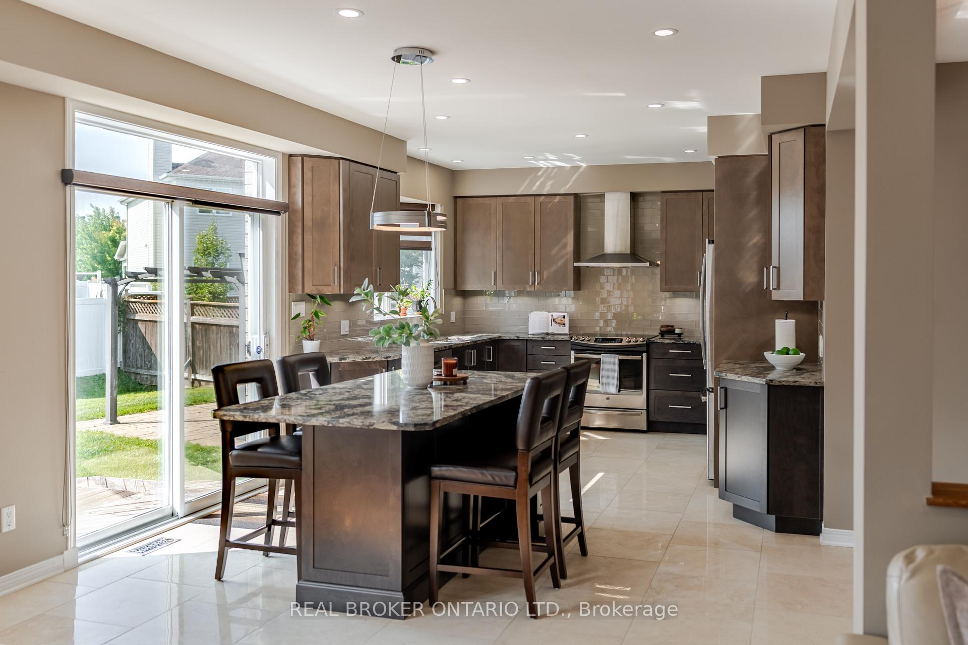 Photo 11 of 49 Allanford Avenue, Ottawa, Hunt Club Park/Greenboro — HOMEH