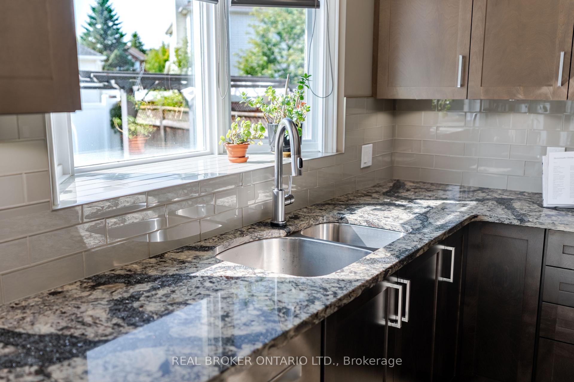 Photo 13 of 49 Allanford Avenue, Ottawa, Hunt Club Park/Greenboro — HOMEH
