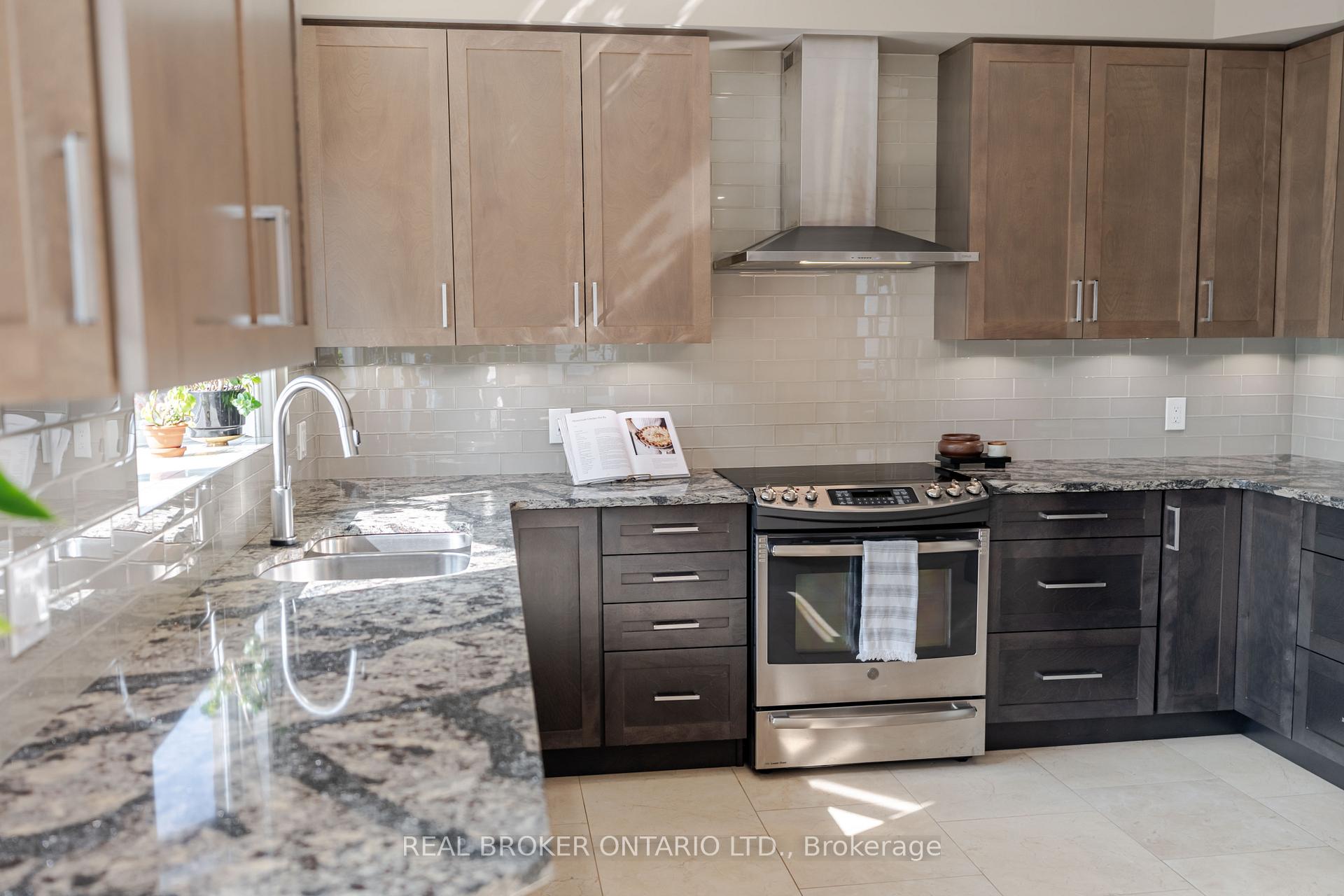 Photo 14 of 49 Allanford Avenue, Ottawa, Hunt Club Park/Greenboro — HOMEH