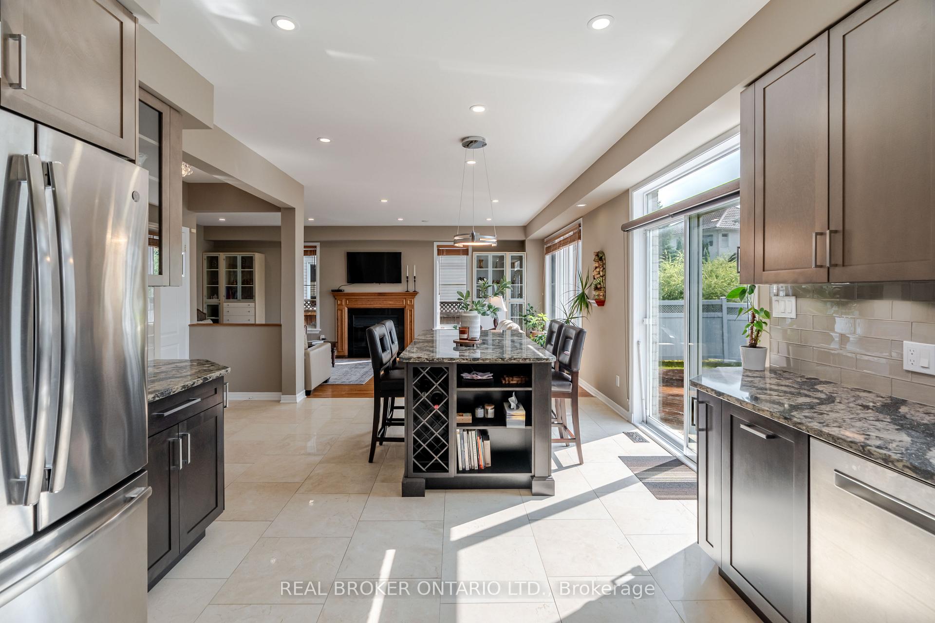Photo 15 of 49 Allanford Avenue, Ottawa, Hunt Club Park/Greenboro — HOMEH