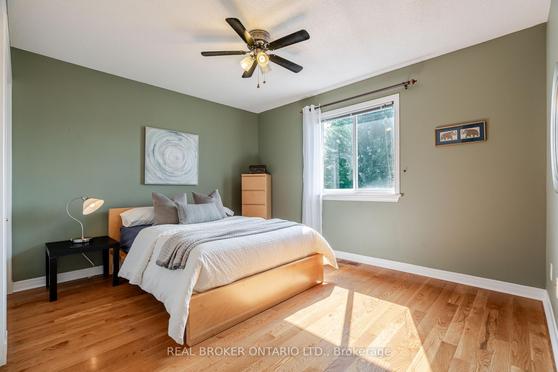 Photo 29 of 49 Allanford Avenue, Ottawa, Hunt Club Park/Greenboro — HOMEH