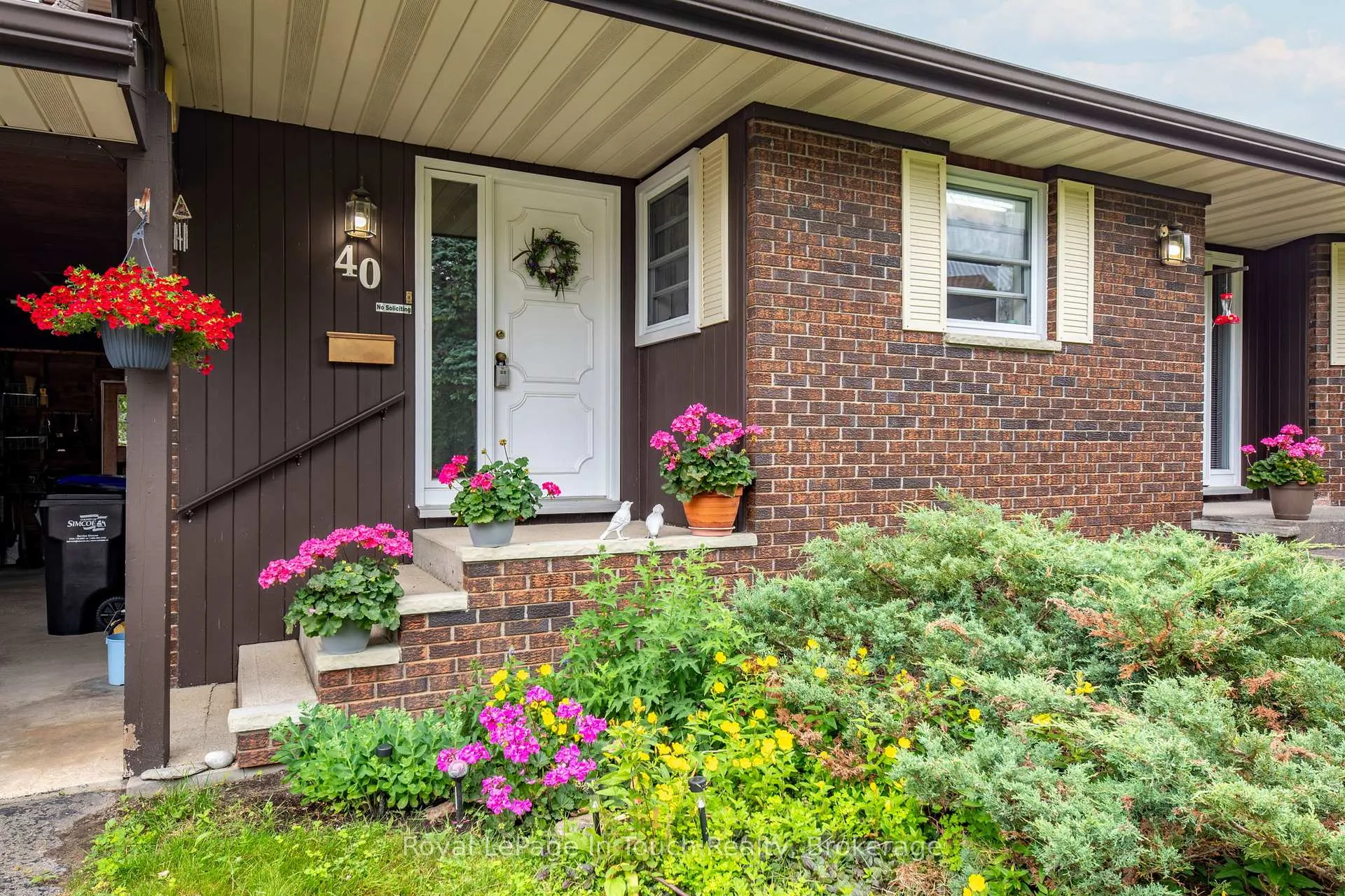 Photo 2 of 40 Payette Drive, Penetanguishene — HOMEH