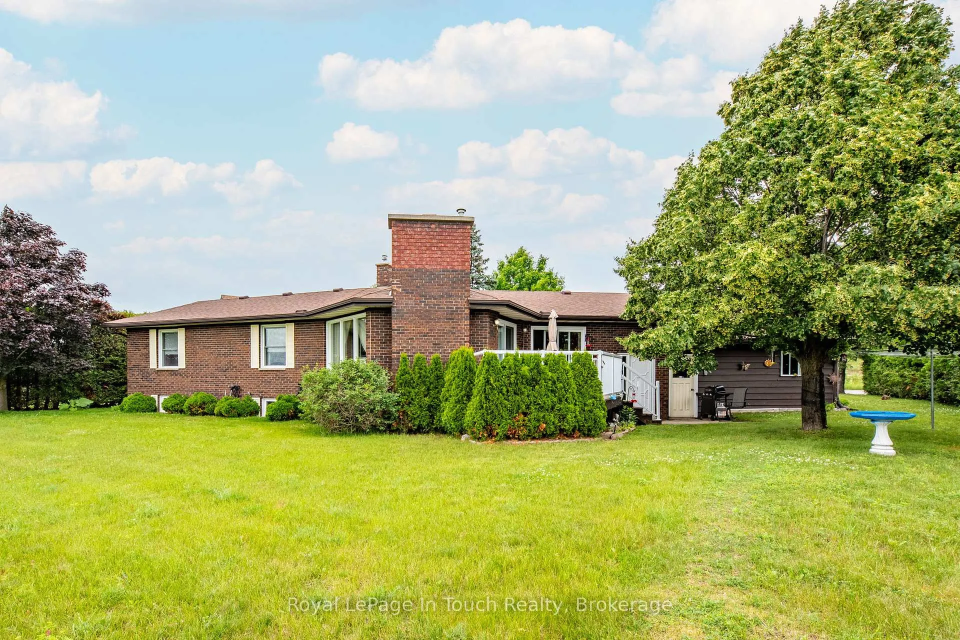 Photo 3 of 40 Payette Drive, Penetanguishene — HOMEH
