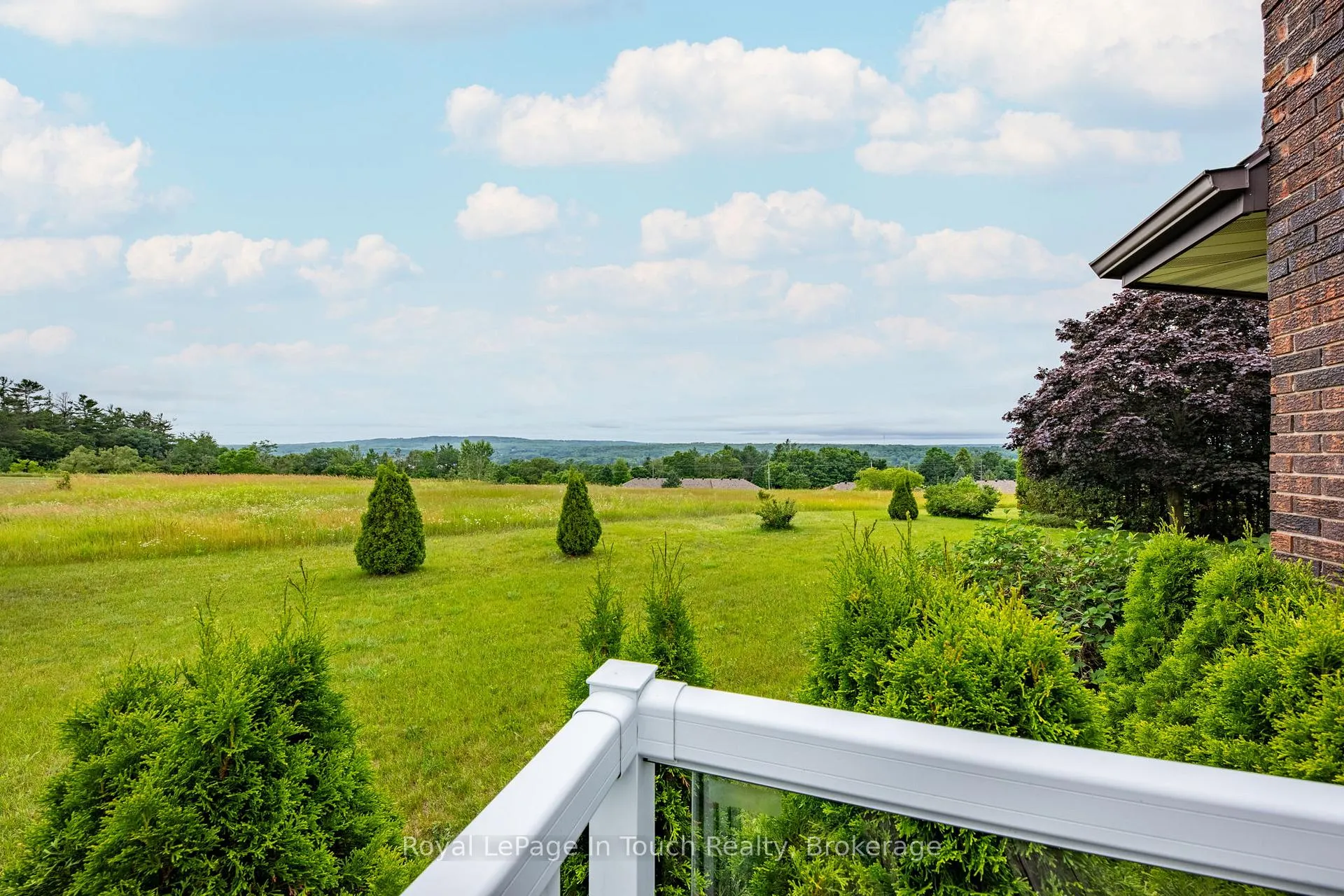 Photo 4 of 40 Payette Drive, Penetanguishene — HOMEH