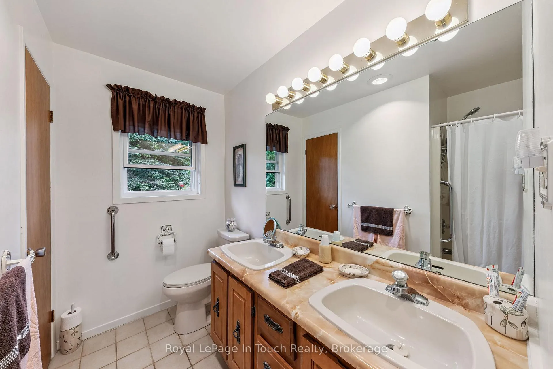 Photo 15 of 40 Payette Drive, Penetanguishene — HOMEH