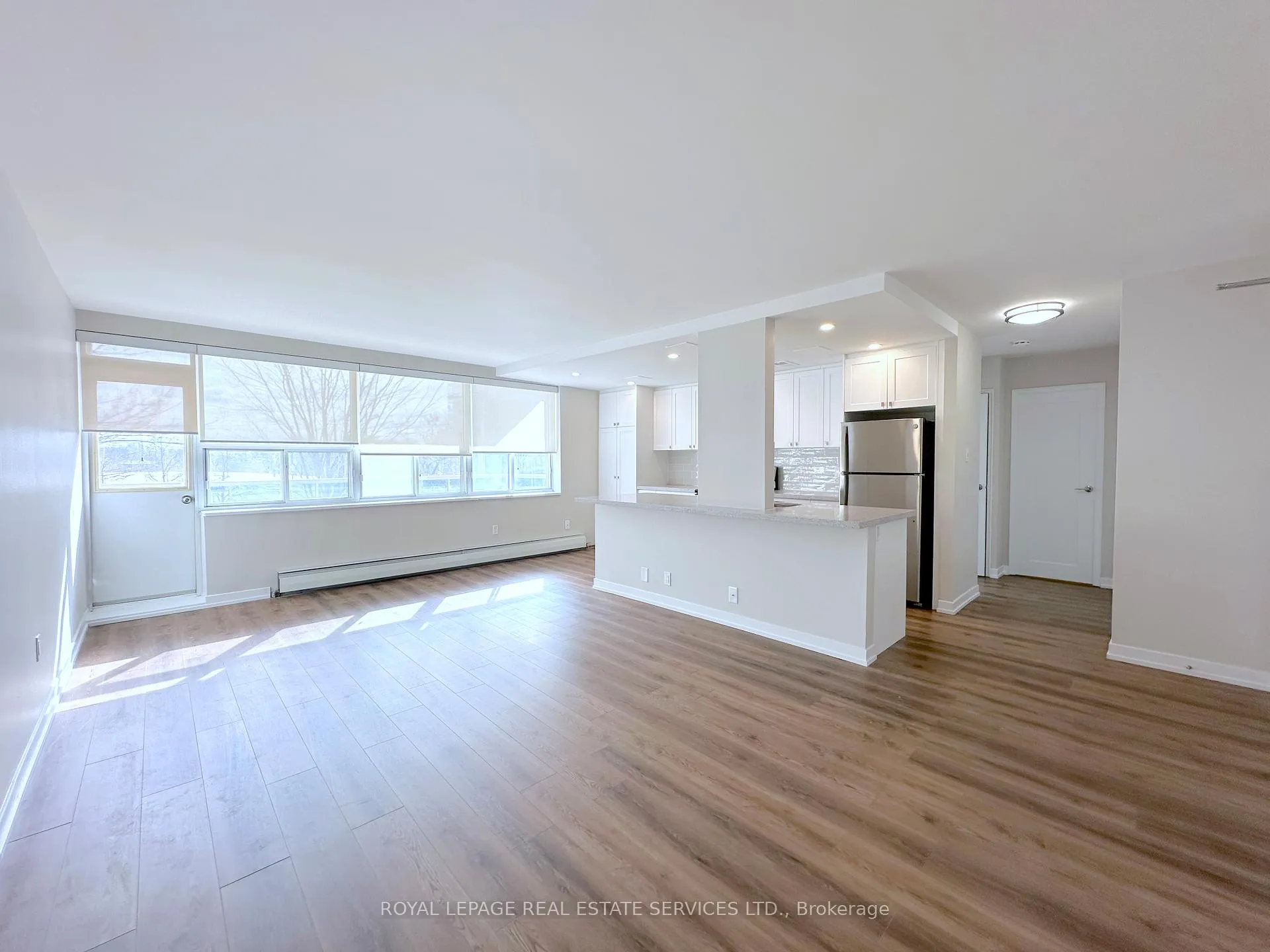 Photo 3 of Unit 202, 300 St Clair Avenue W, Toronto, Casa Loma — HOMEH