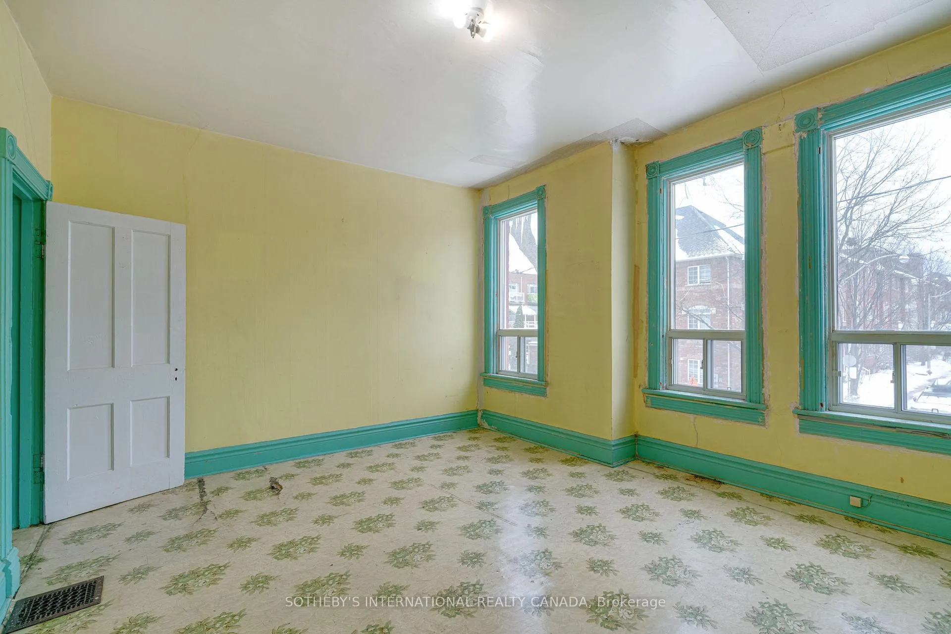 Photo 17 of 364 Logan Avenue, Toronto, South Riverdale — HOMEH