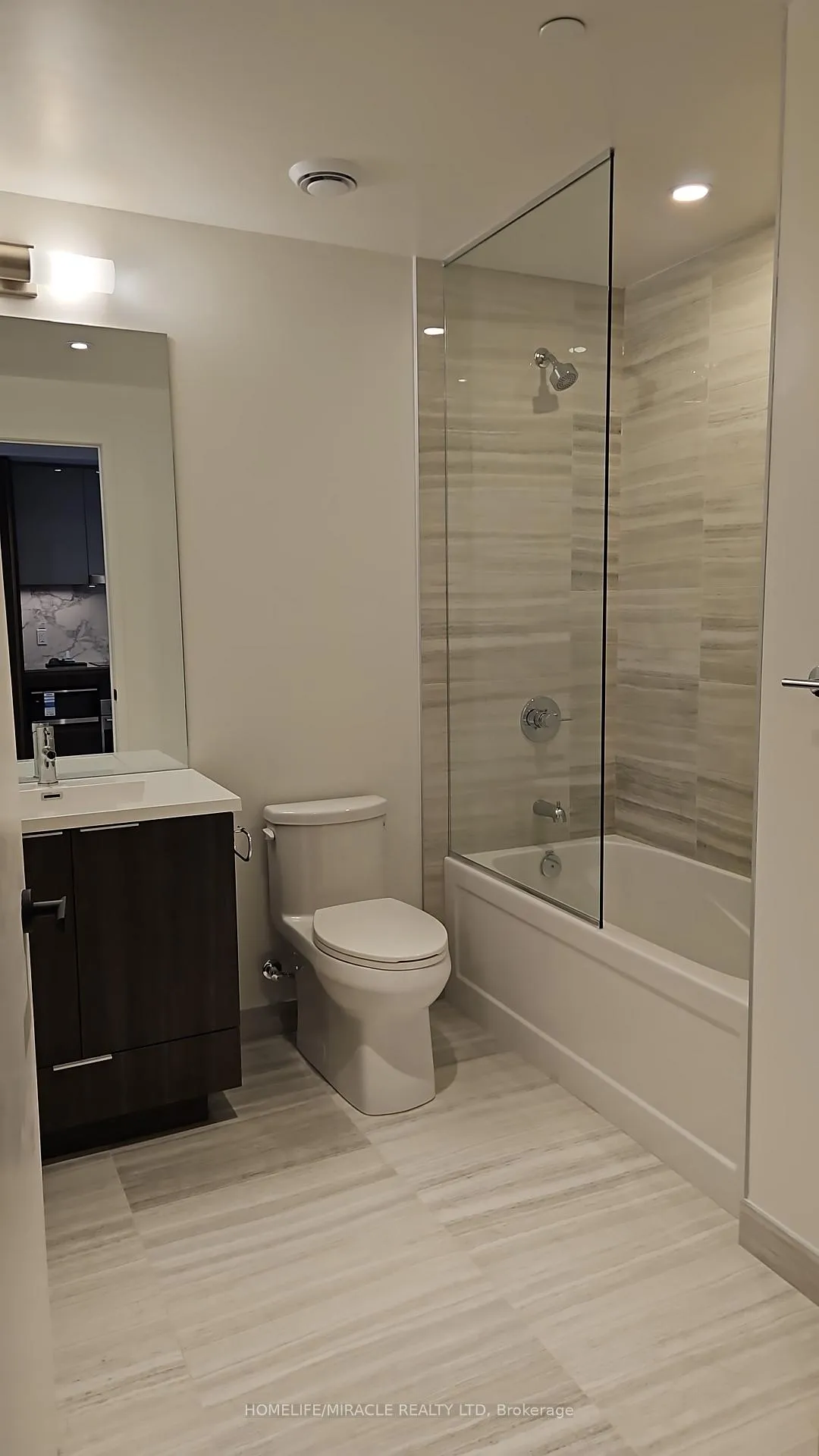 Photo 18 of Unit 5908, 8 Interchange Way, Vaughan, Vaughan Corporate Centre — HOMEH
