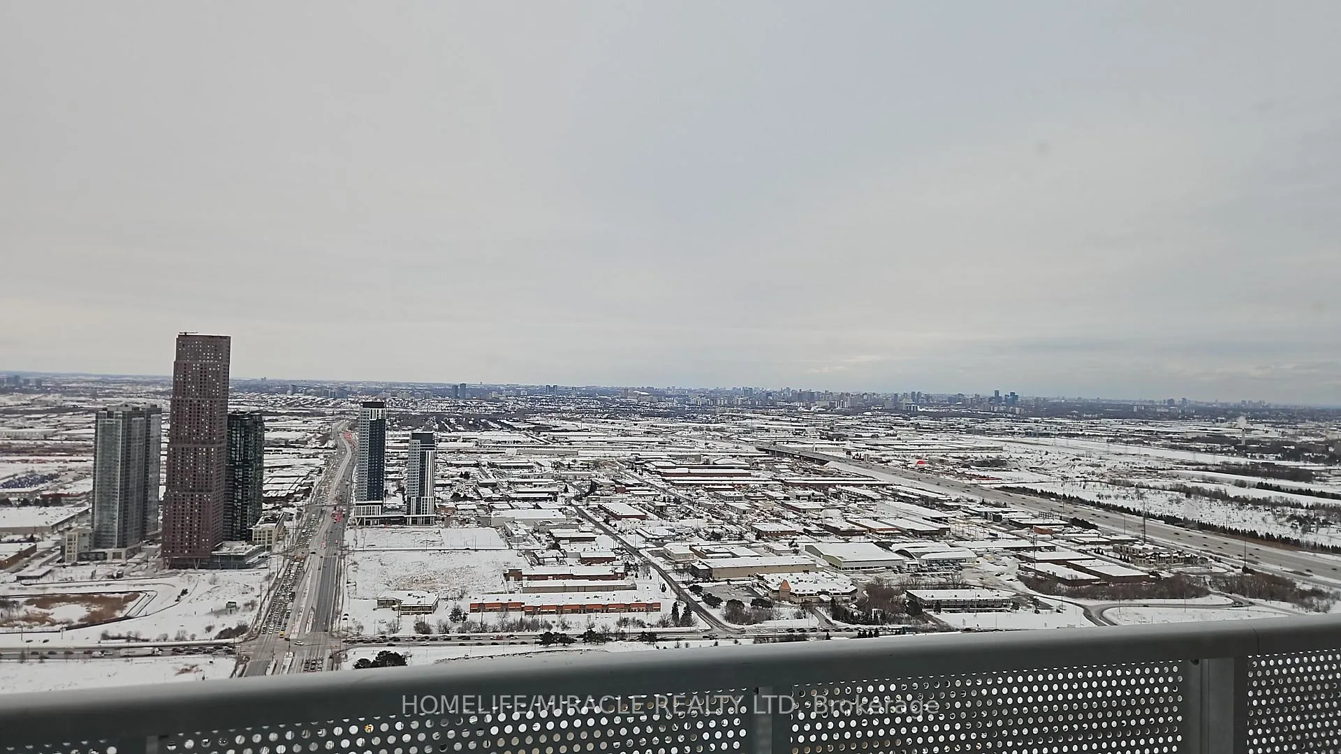 Photo 22 of Unit 5908, 8 Interchange Way, Vaughan, Vaughan Corporate Centre — HOMEH