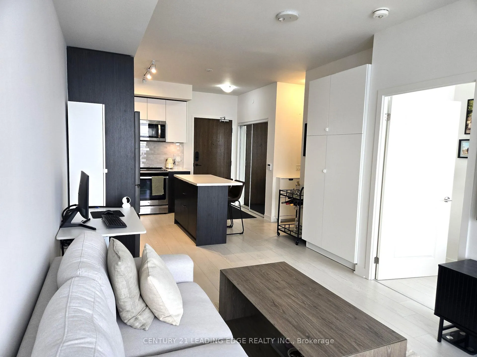 Photo 5 of Unit 25, 100 Eagle Rock Way, Vaughan, Rural Vaughan — HOMEH