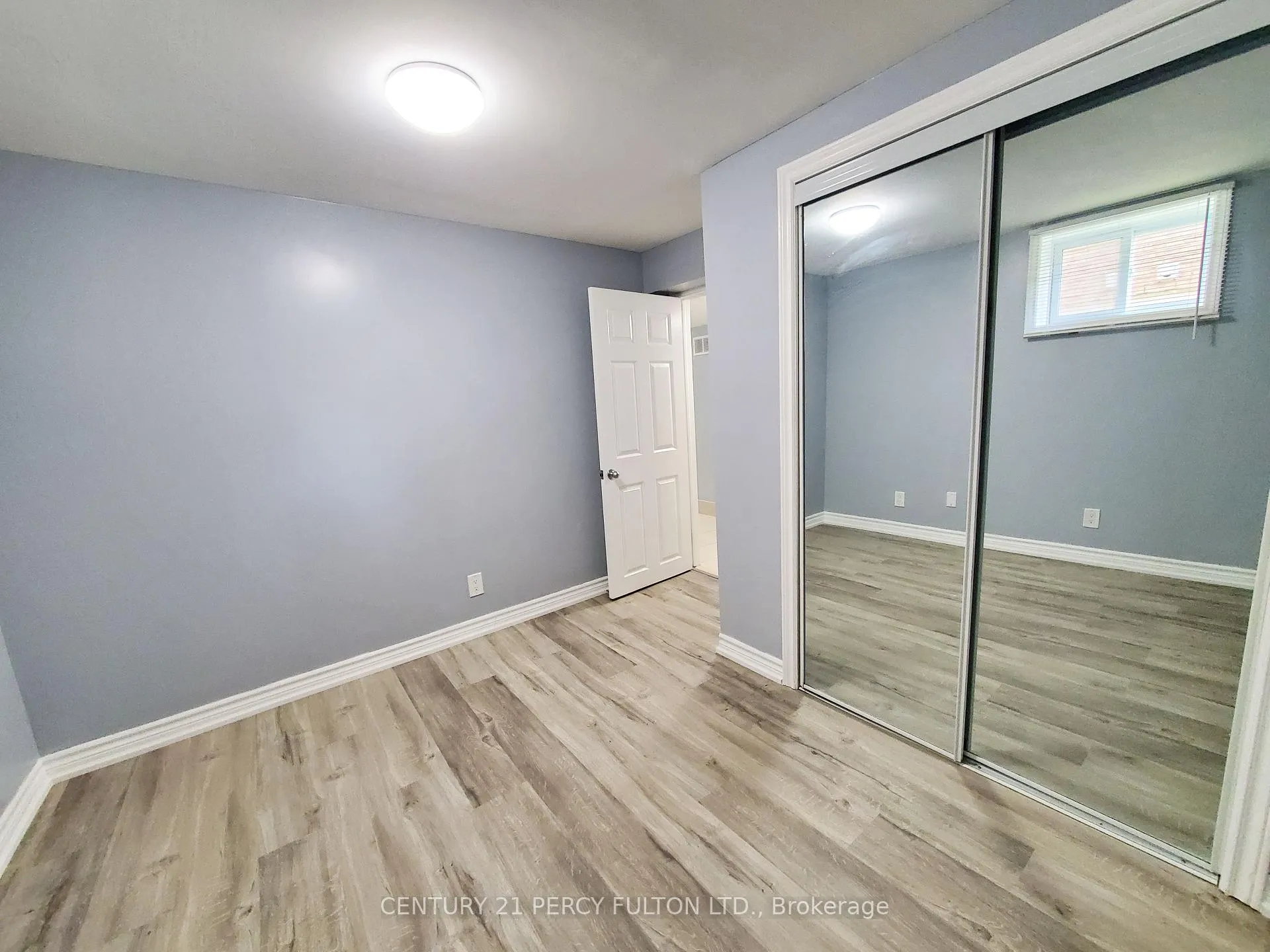 Photo 10 of Unit Bsmt, 48 Laguna Crescent, Markham, Middlefield — HOMEH