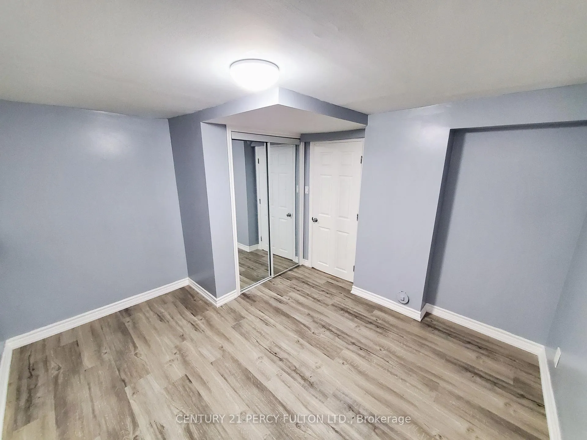 Photo 12 of Unit Bsmt, 48 Laguna Crescent, Markham, Middlefield — HOMEH