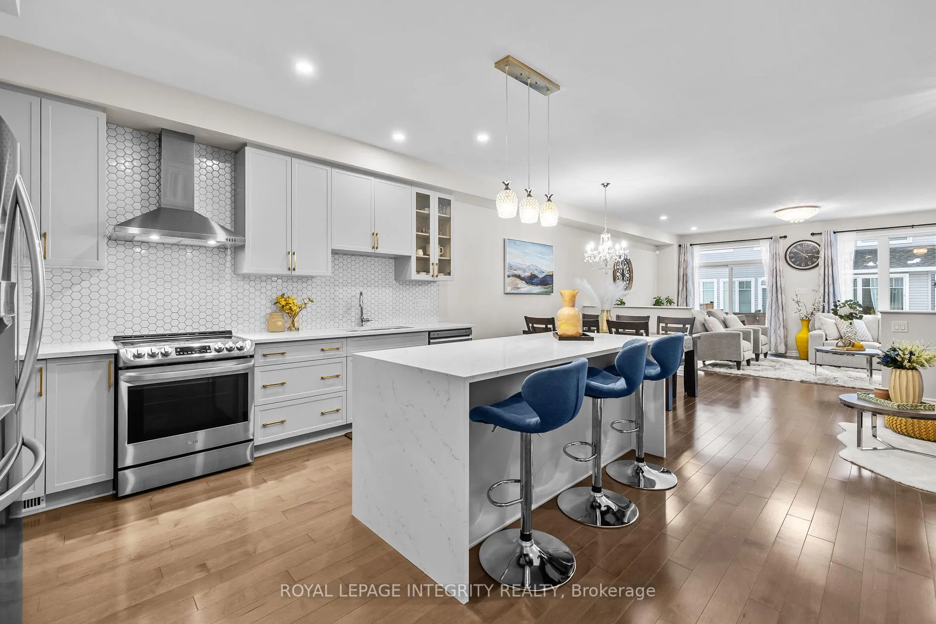 Photo 3 of 103 Nepeta Crescent, Ottawa, Blossom Park/Kemp Park/Findlay Creek — HOMEH