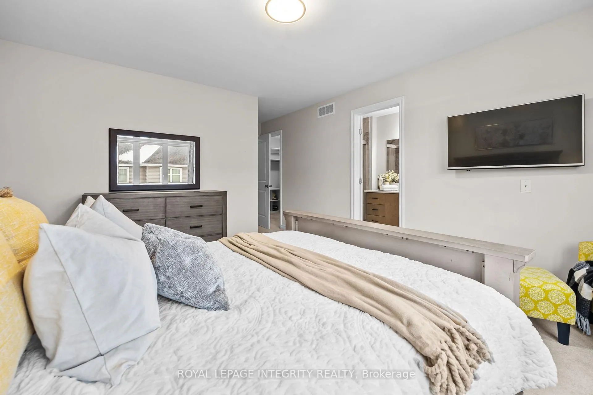 Photo 19 of 103 Nepeta Crescent, Ottawa, Blossom Park/Kemp Park/Findlay Creek — HOMEH