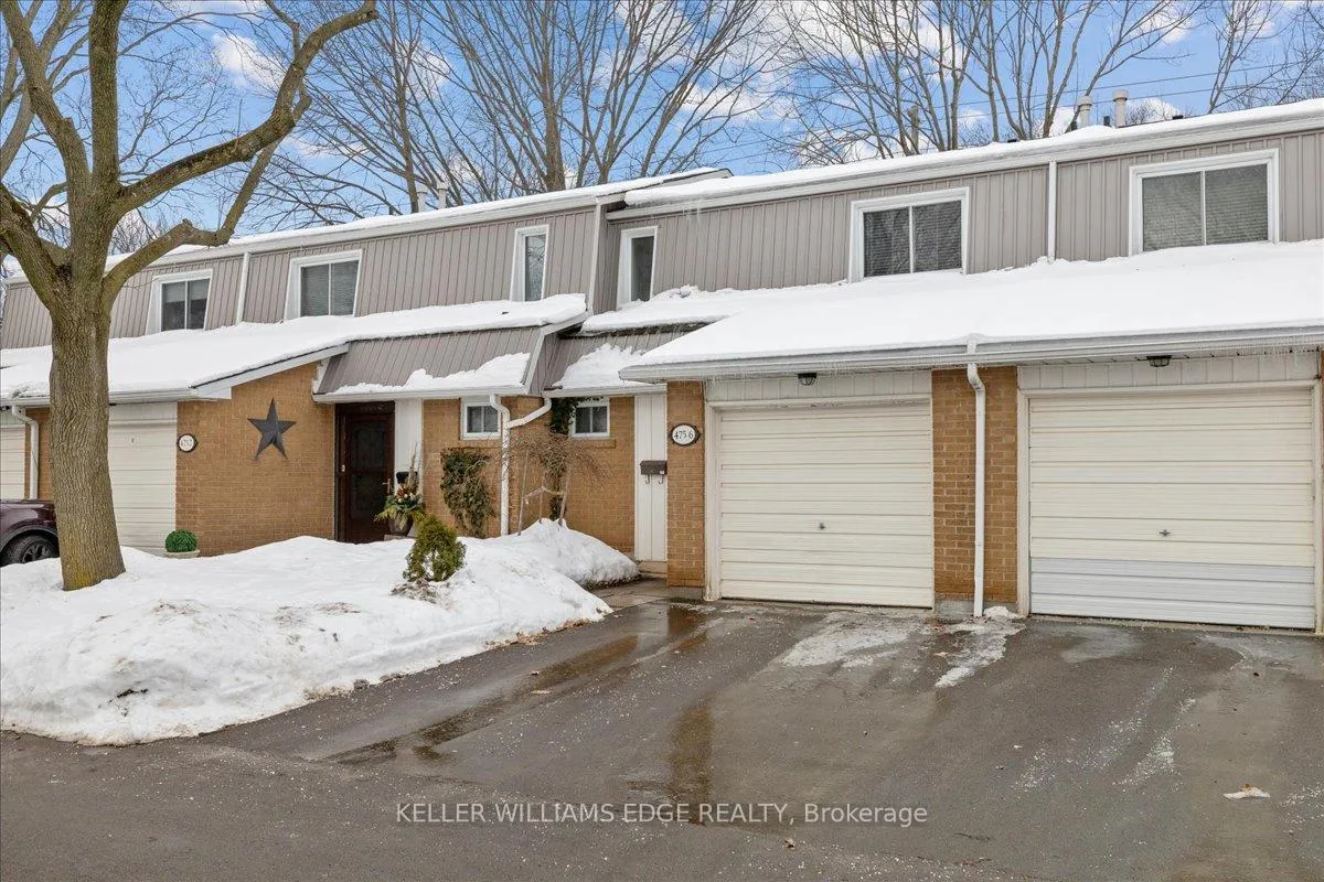 Photo 1 of Unit 6, 475 Woodview Road, Burlington, Roseland — HOMEH