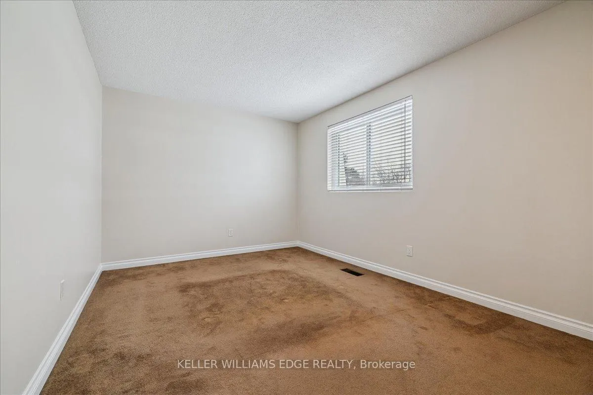 Photo 24 of Unit 6, 475 Woodview Road, Burlington, Roseland — HOMEH