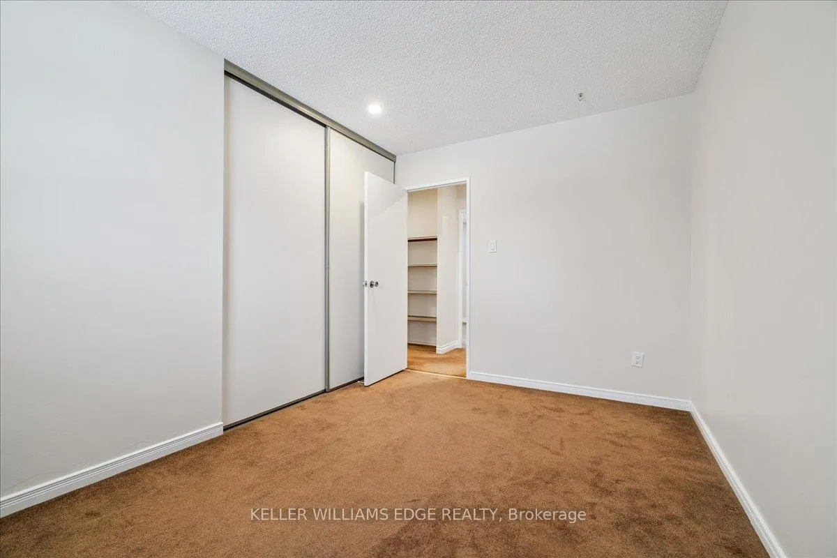 Photo 28 of Unit 6, 475 Woodview Road, Burlington, Roseland — HOMEH