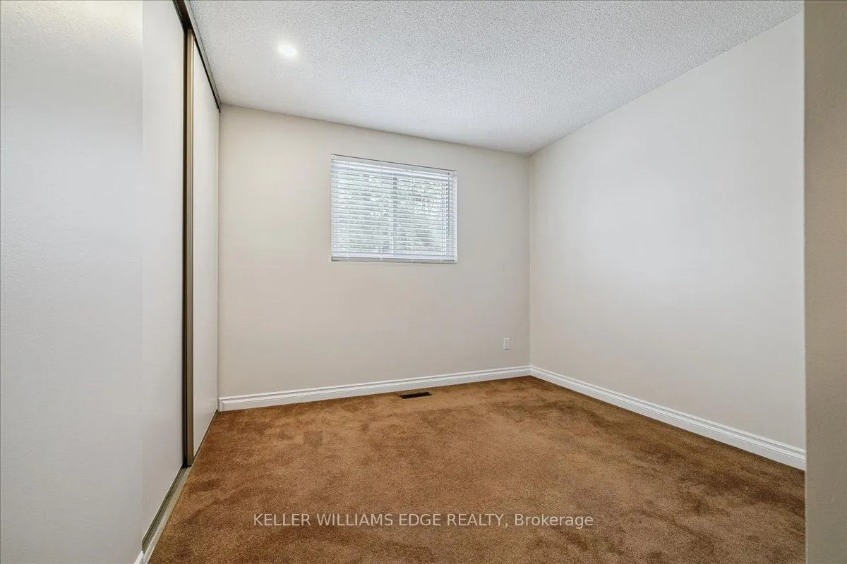 Photo 29 of Unit 6, 475 Woodview Road, Burlington, Roseland — HOMEH