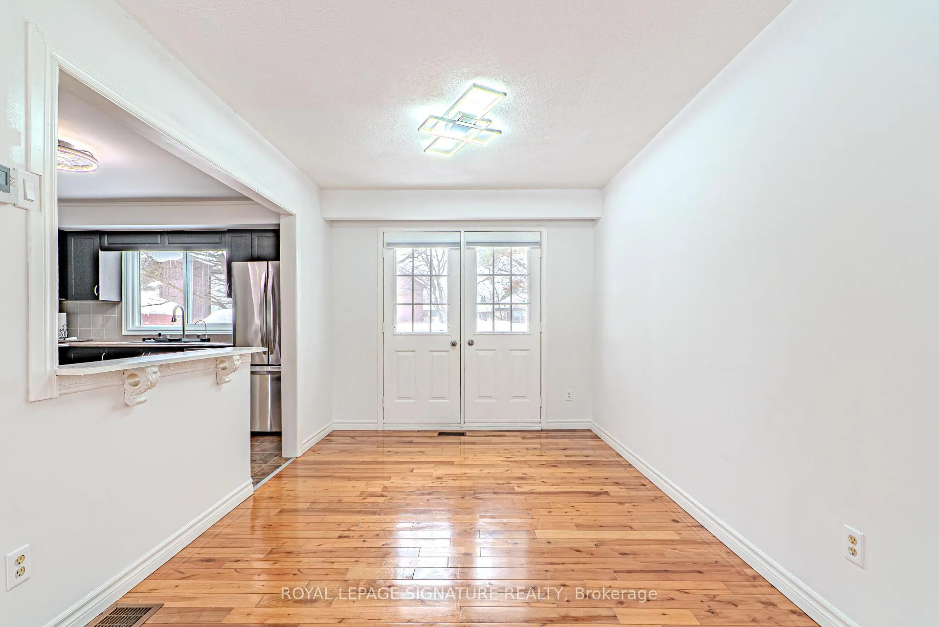 Photo 9 of 20 Michael Place, Guelph, Willow West/Sugarbush/West Acres — HOMEH