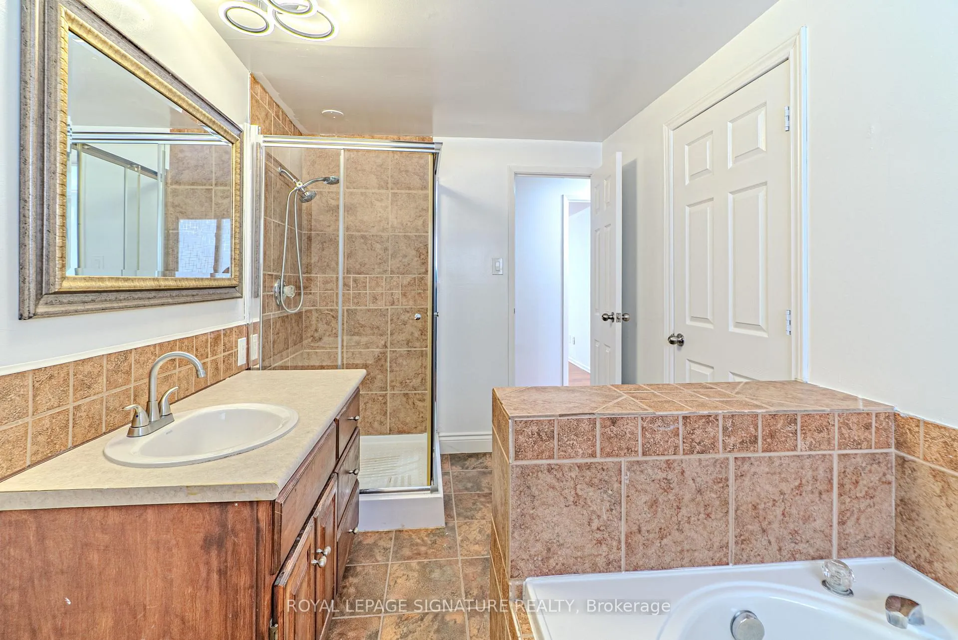 Photo 19 of 20 Michael Place, Guelph, Willow West/Sugarbush/West Acres — HOMEH