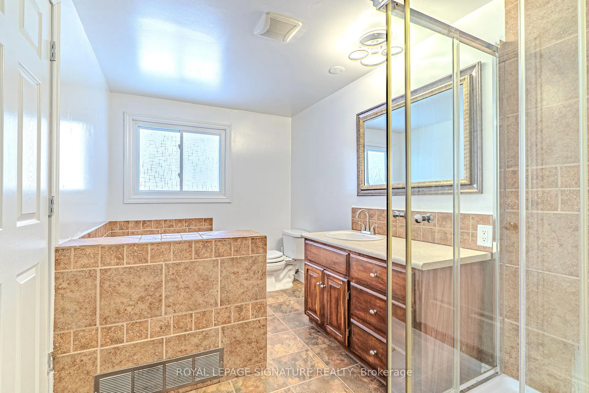 Photo 20 of 20 Michael Place, Guelph, Willow West/Sugarbush/West Acres — HOMEH