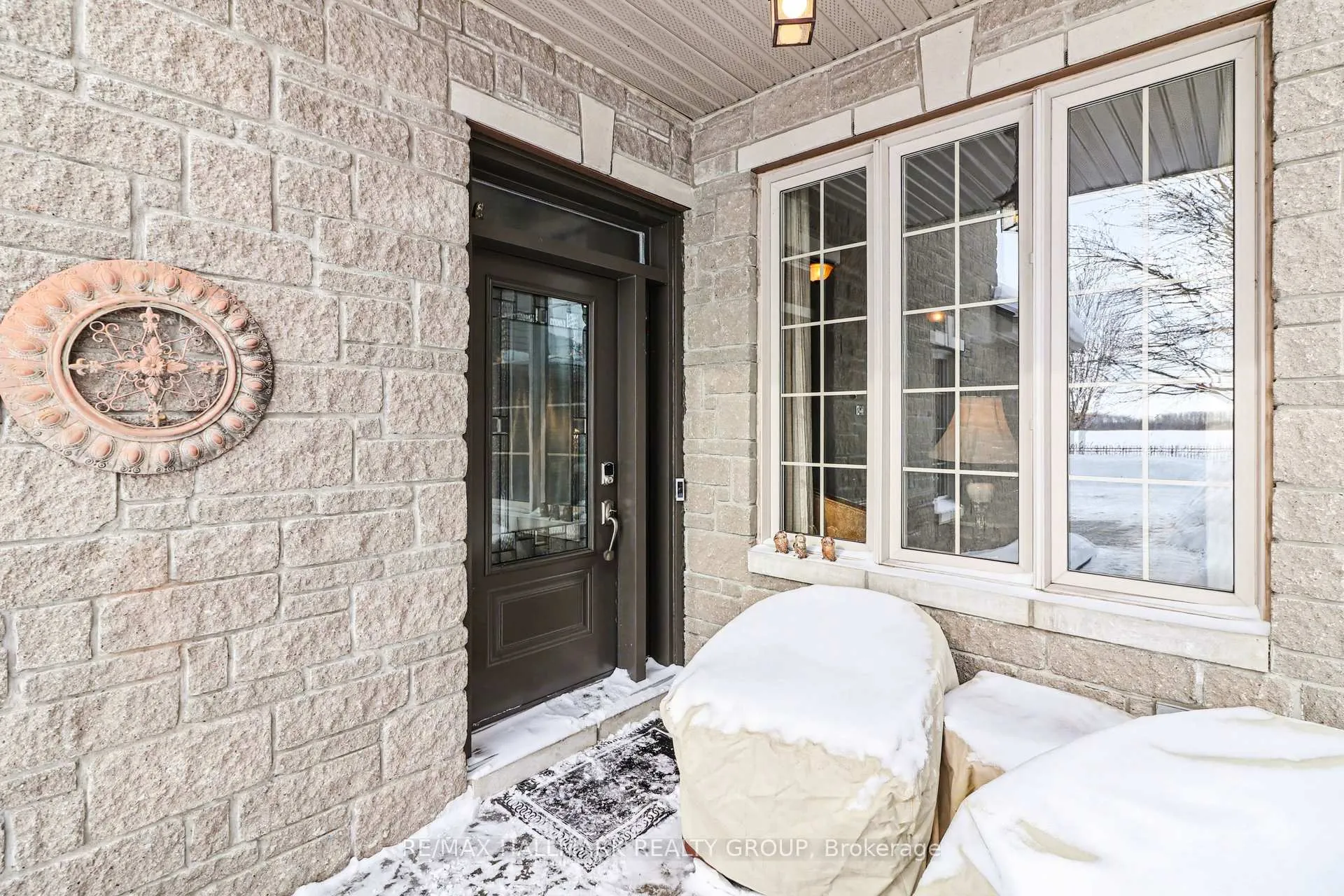 Photo 2 of 241 Trail Side Circle, Ottawa, Springridge/East Village — HOMEH