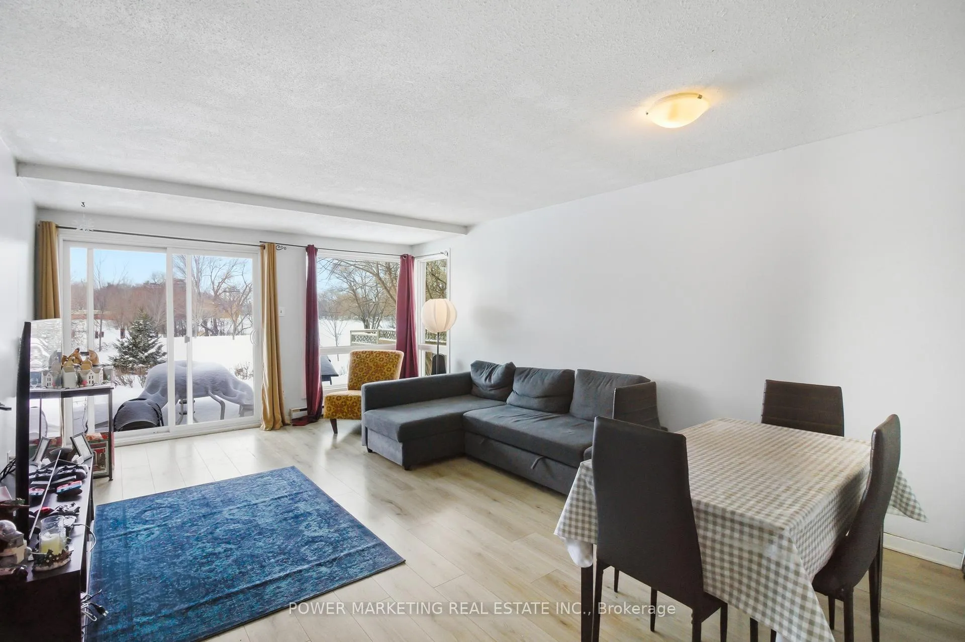 Photo 10 of 37G Robinson Avenue, Ottawa, Sandy Hill — HOMEH