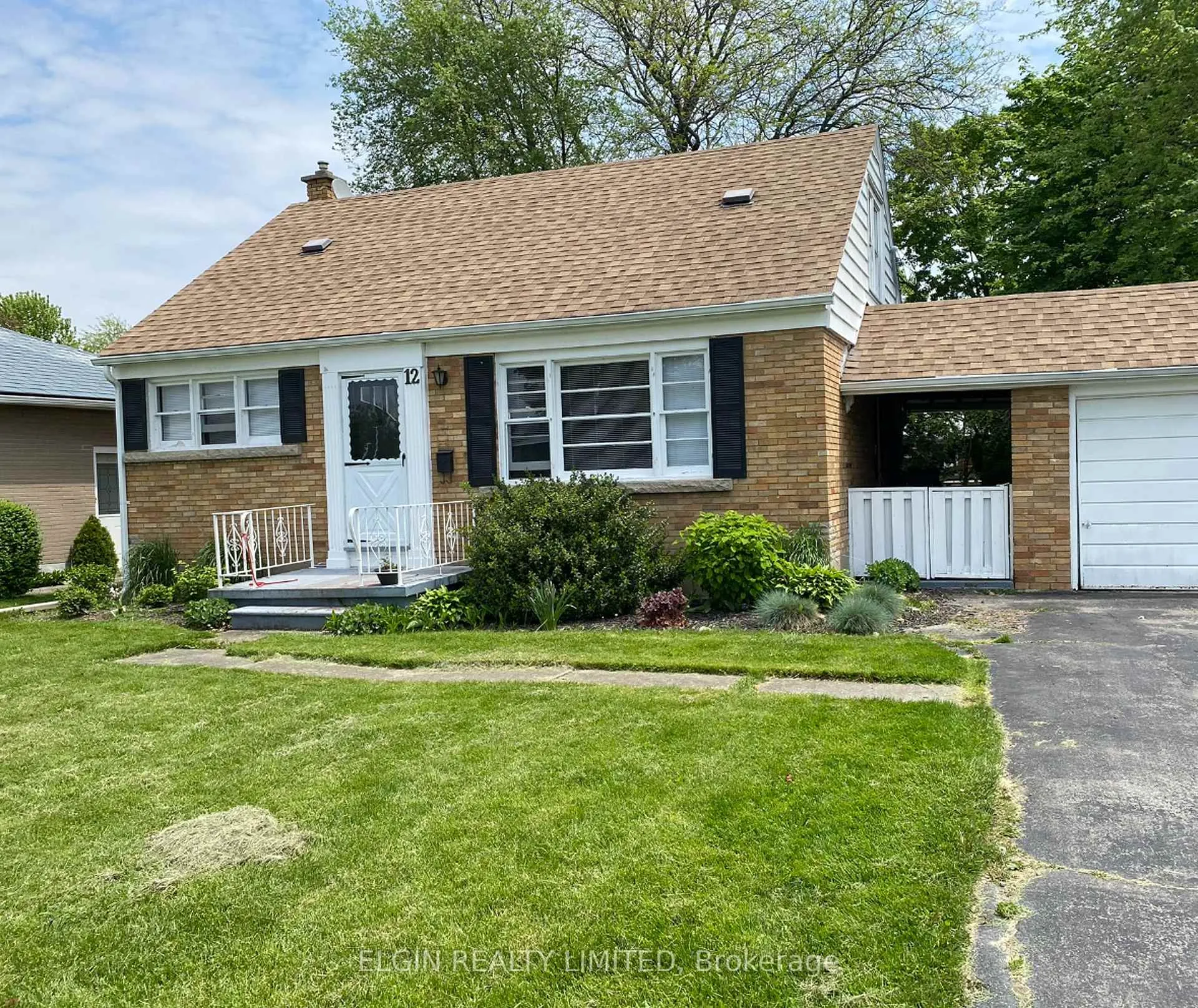 Photo 1 of 12 Wood Street S, St. Thomas — HOMEH