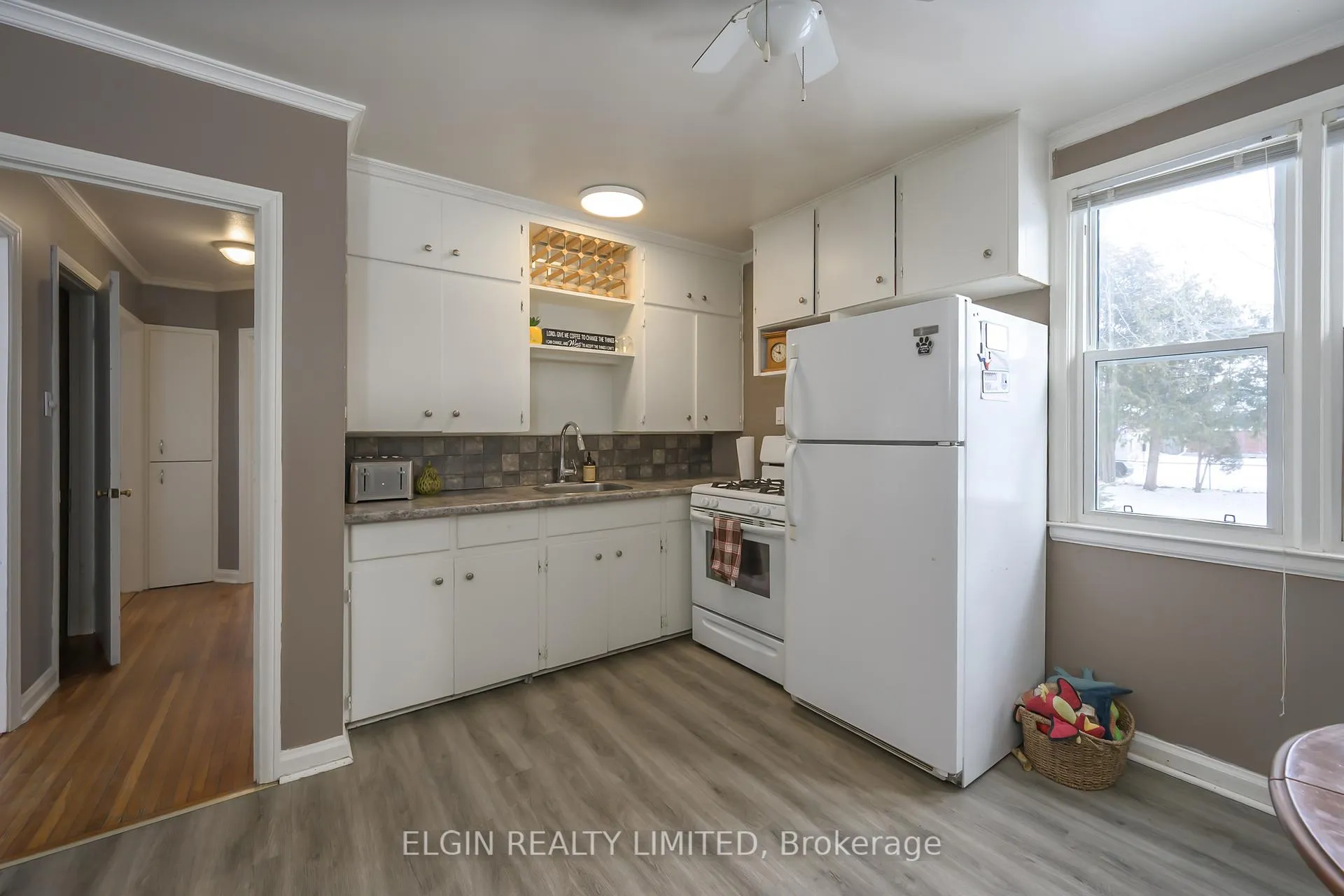 Photo 6 of 12 Wood Street S, St. Thomas — HOMEH