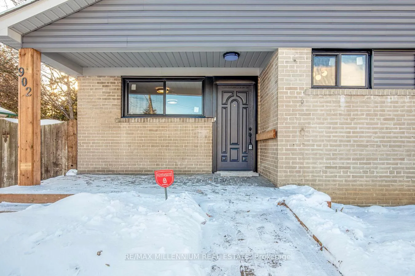 Photo 3 of 902 Centre Street, Whitby, Williamsburg — HOMEH