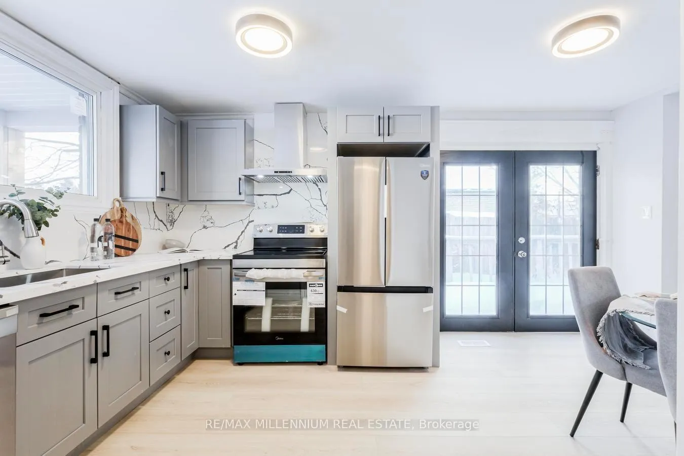 Photo 6 of 902 Centre Street, Whitby, Williamsburg — HOMEH