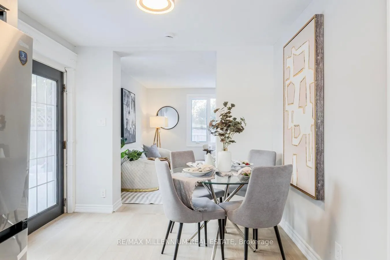 Photo 7 of 902 Centre Street, Whitby, Williamsburg — HOMEH