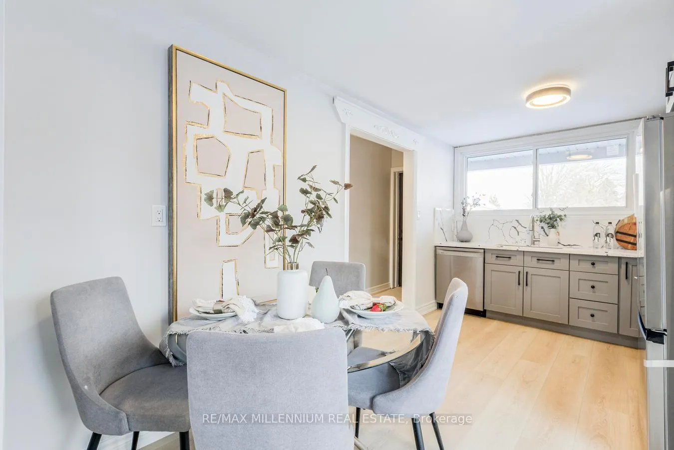 Photo 8 of 902 Centre Street, Whitby, Williamsburg — HOMEH